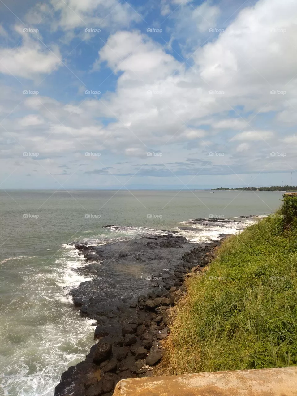 sea ​​and stone