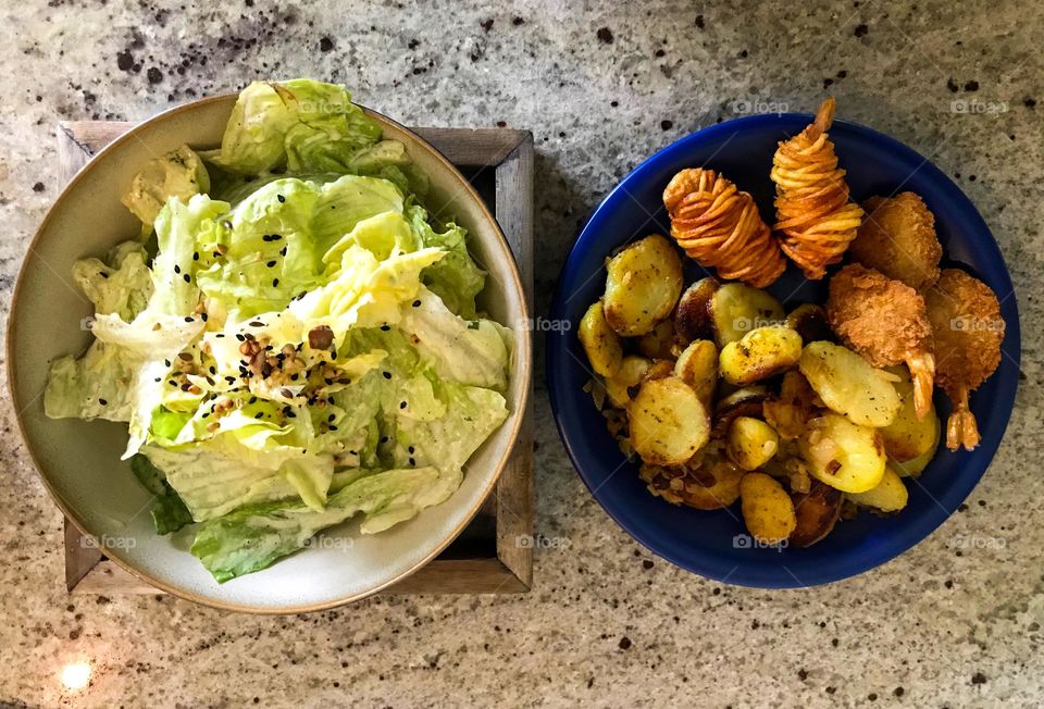 salad and crispy shrimp, this is the lunch i did it at my house. salad has a lot of vitamins, I love it