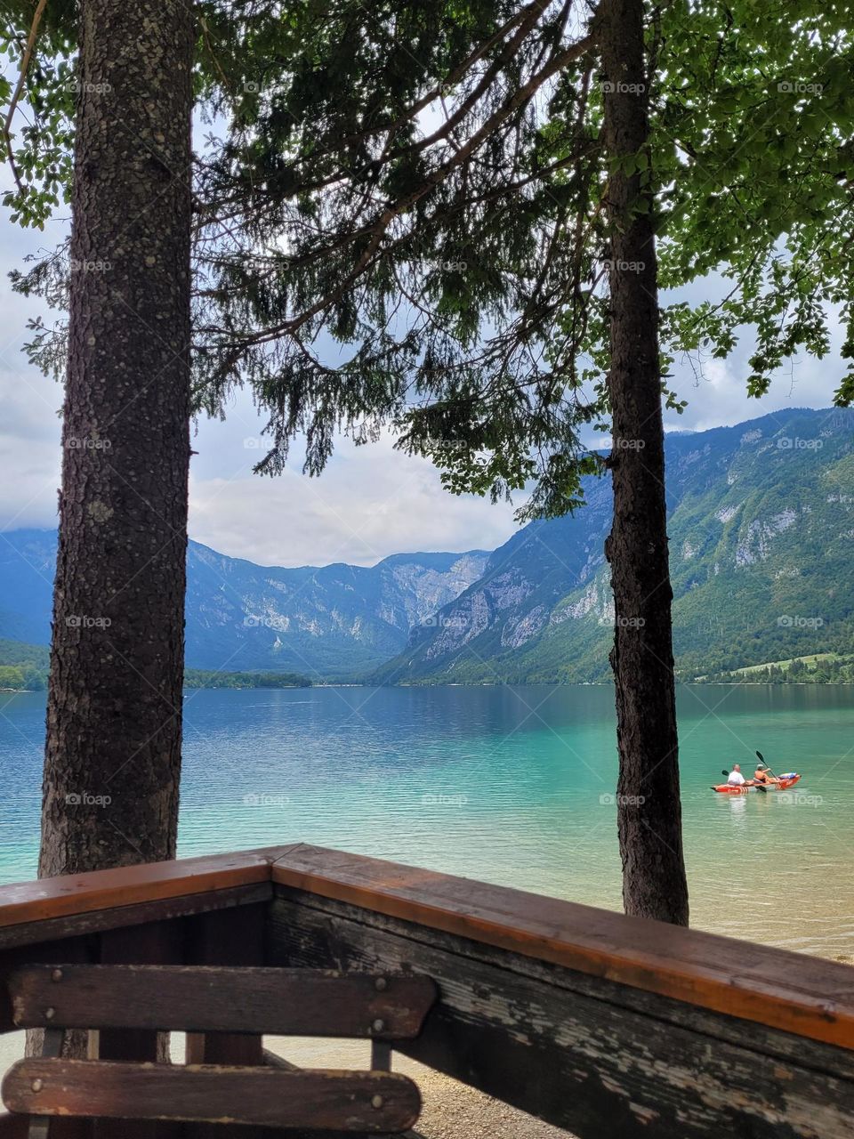 This turquoise lake is located in Slovenia, a beautiful country where nature is preserved and all kinds of activities are possible for adventurers. Swimming in clean lakes or rivers of Slovenia is one the best feelings !