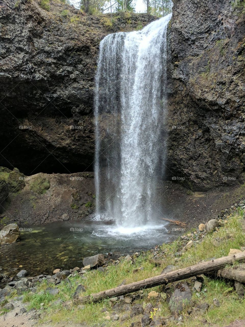 Beautiful waterfall! 