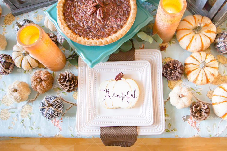 Thanksgiving flatlay of table setting