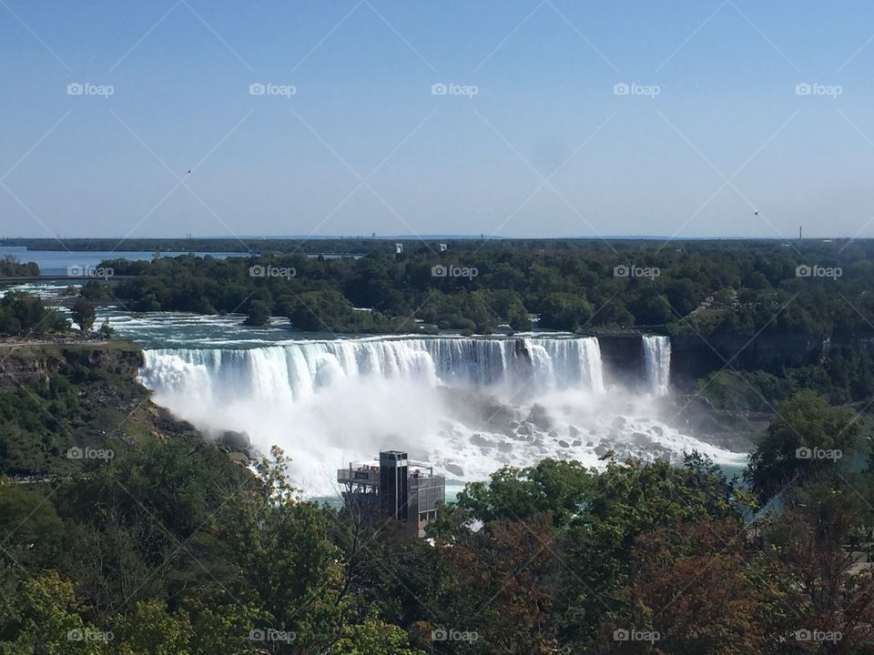 Picture of Niagara Falls from Canada
