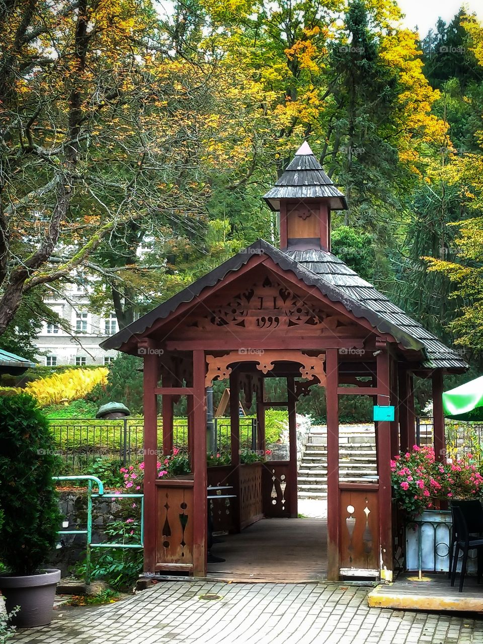 Duszniki Zdrój altana w parku