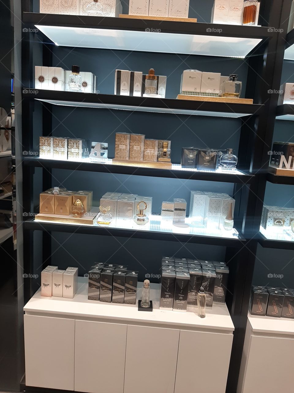 I need your support guys, I'm very, very poor, poor