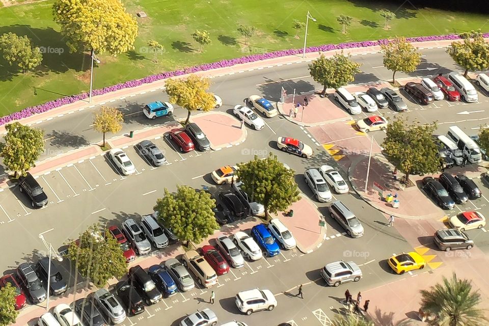 Dubai, Parked Cars