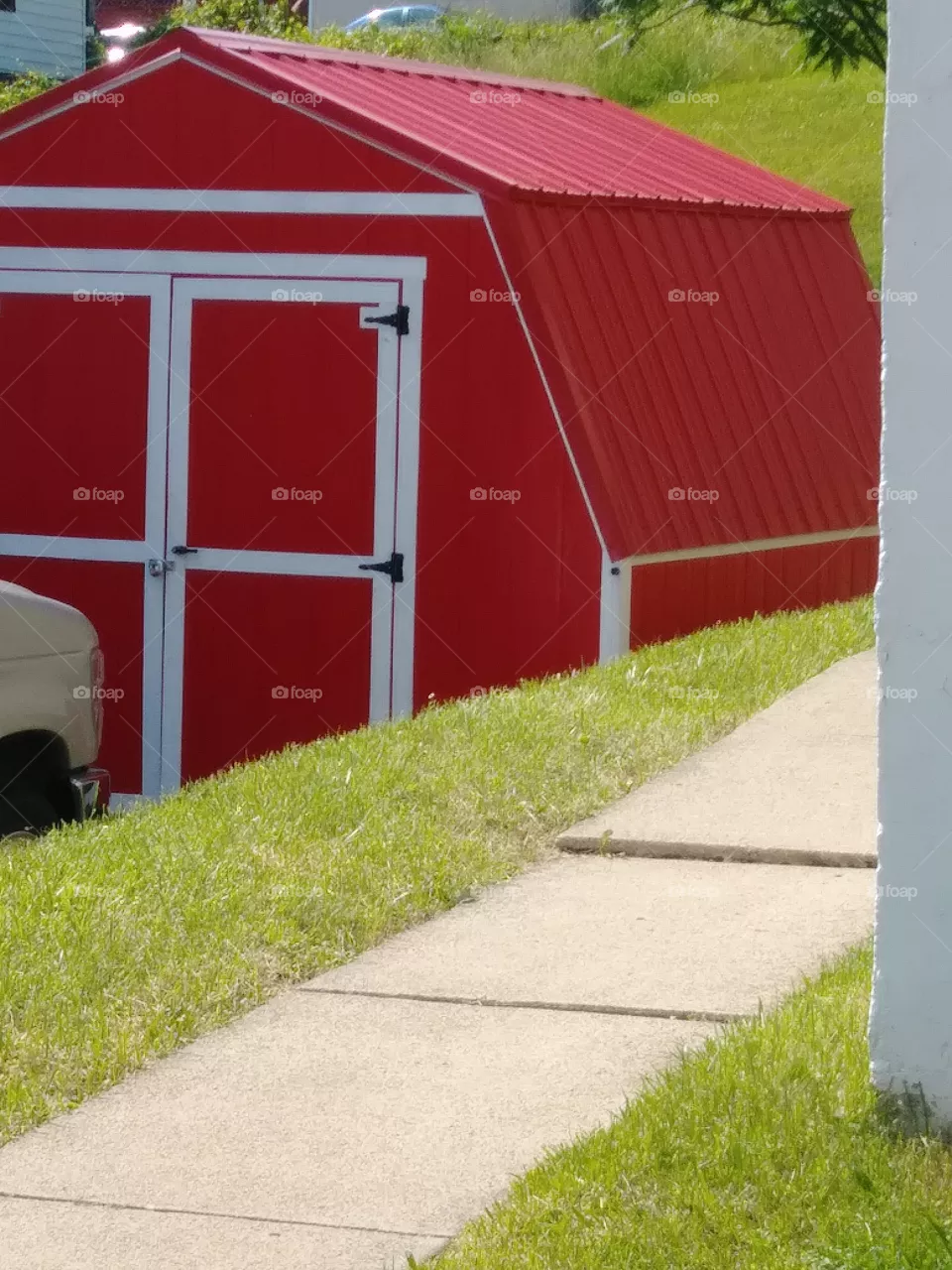 barn