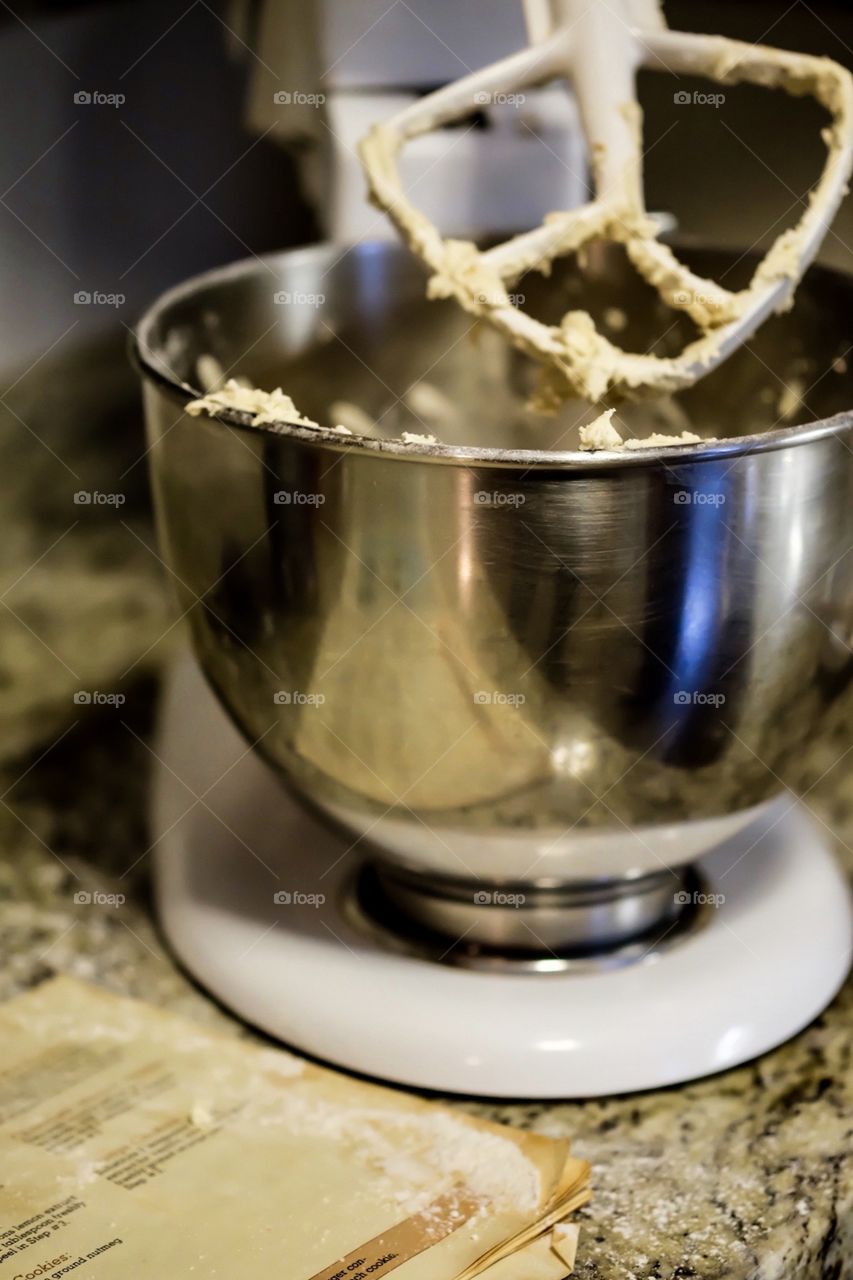 Let’s Eat!, KitchenAid Mixer With Batter, Making Cookie Dough, Baking Homemade Cookies, Delicious Desserts, Messy Baking 
