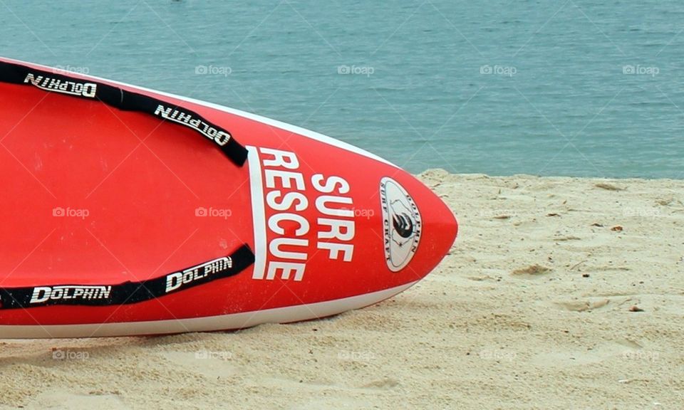 Surf rescue boat