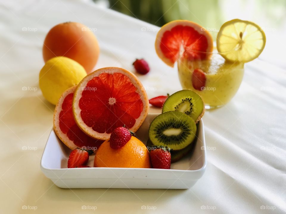 Fruit juice plate 