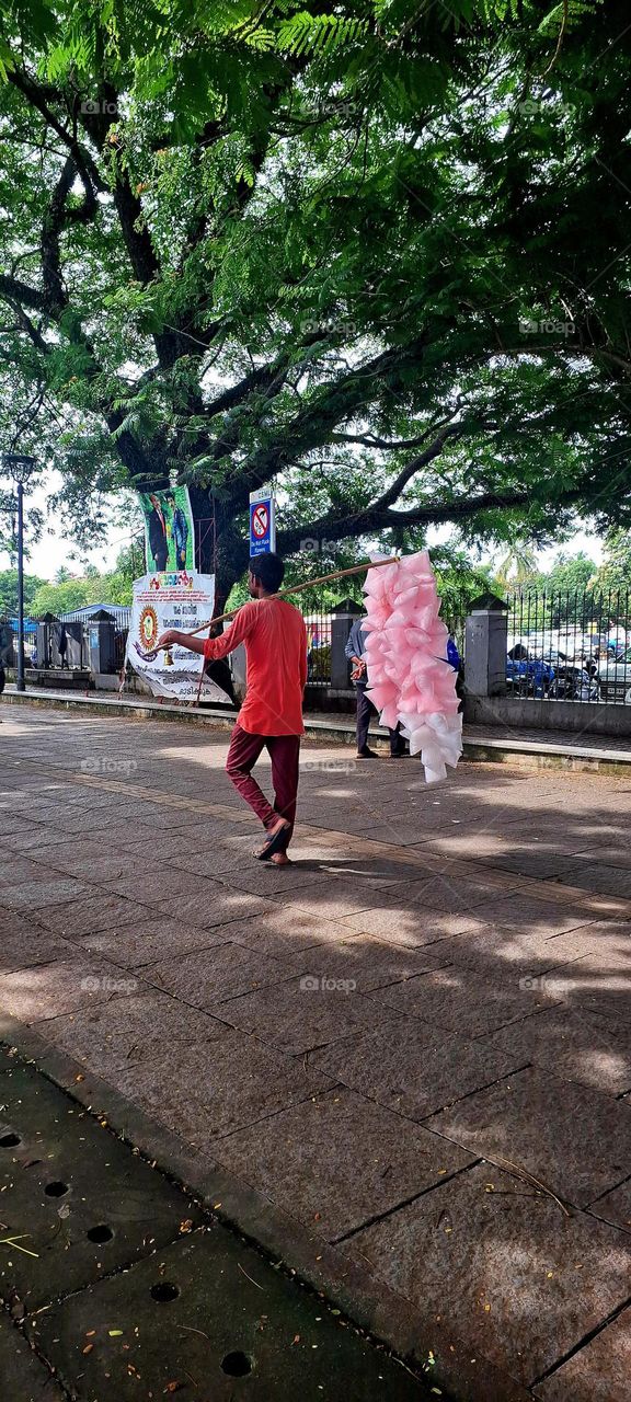 cotton candy seller