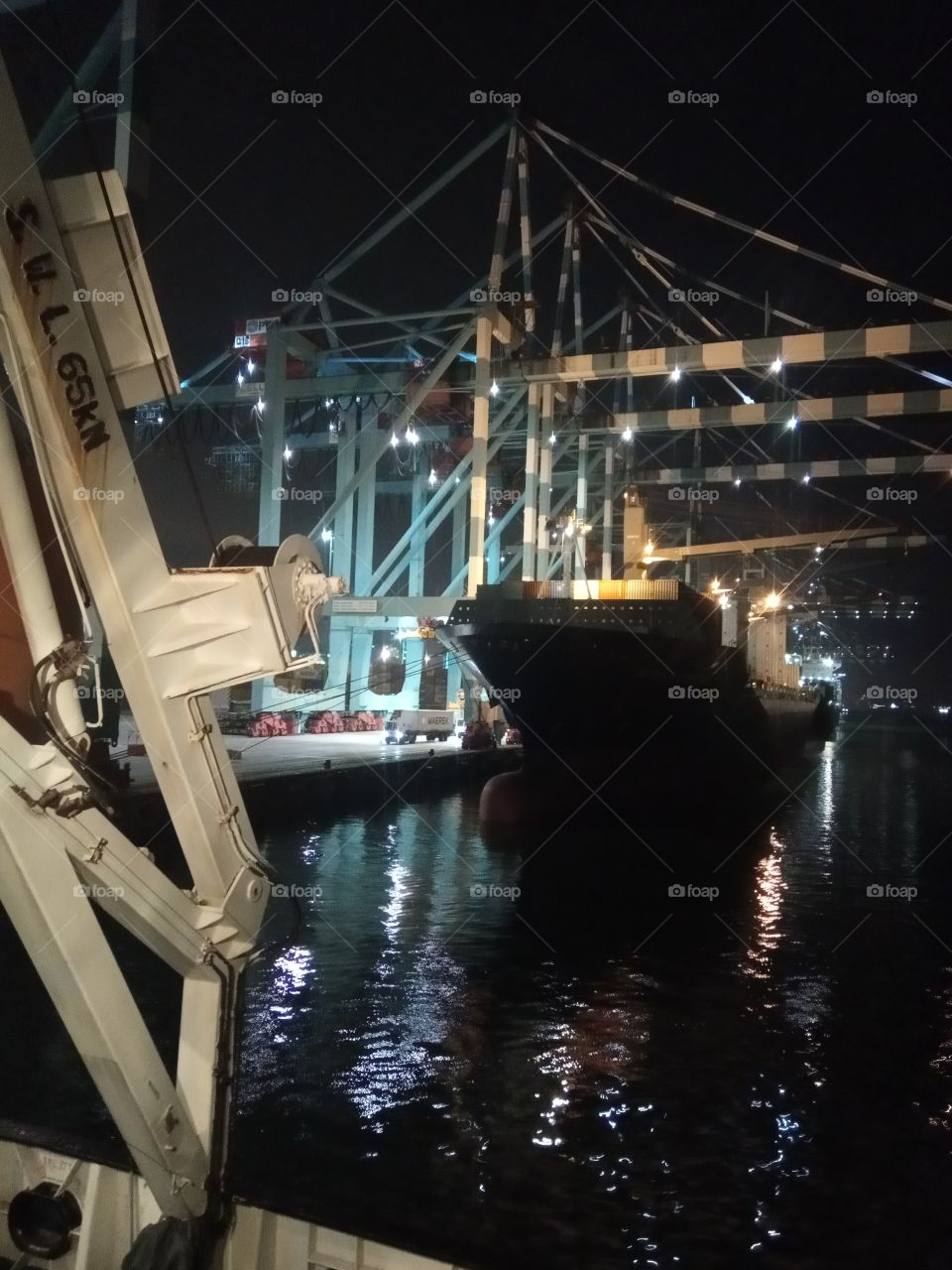 loading cargo at #port of tanjung pelepas,malaysia