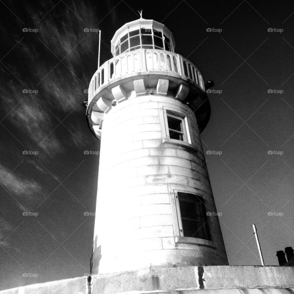 Lighthouse in gray