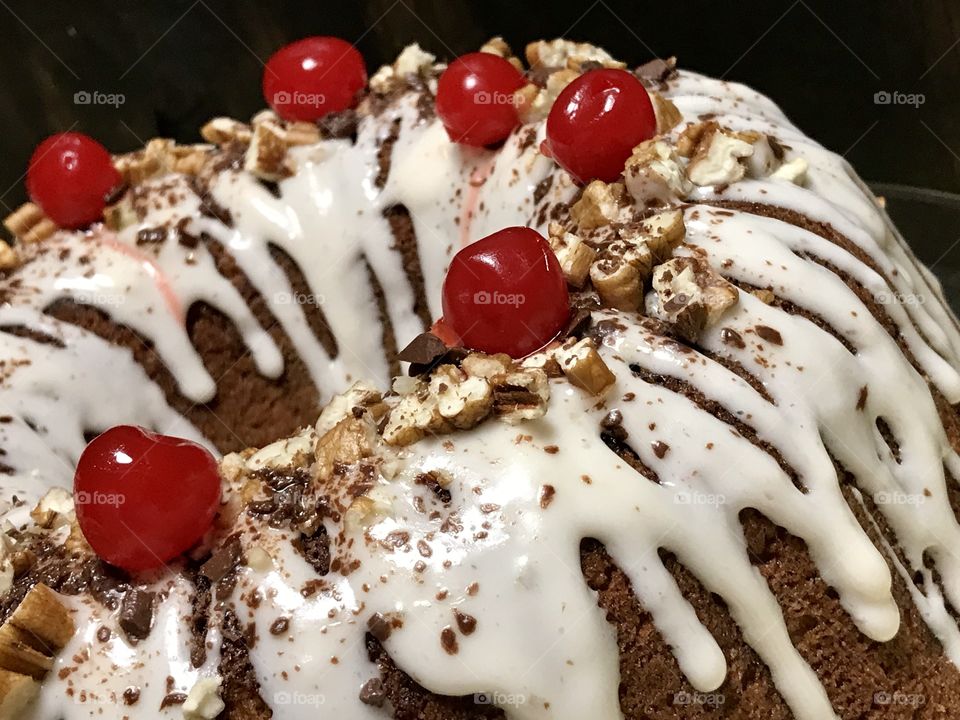 Bundt cake with nuts and cherries 