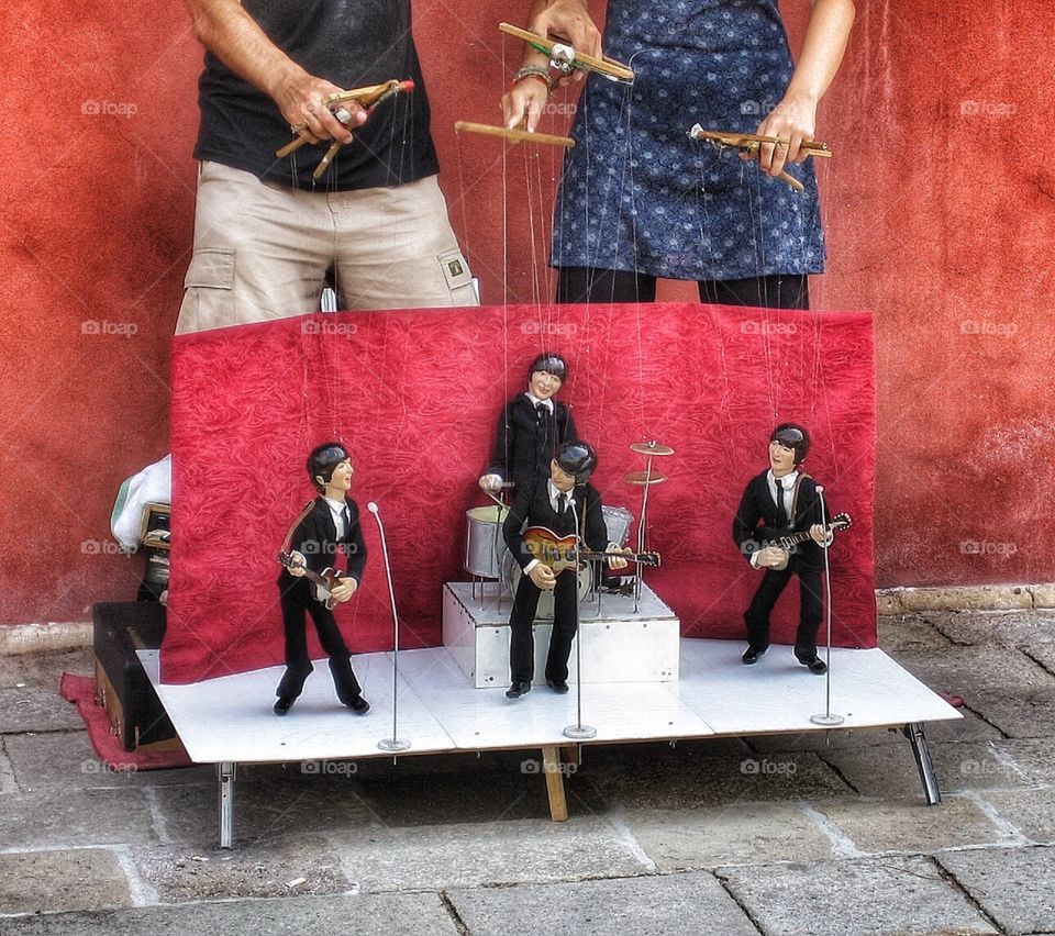 Street entertainers Venice