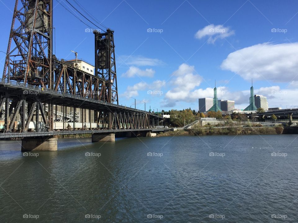 Portland's Steel Bridge