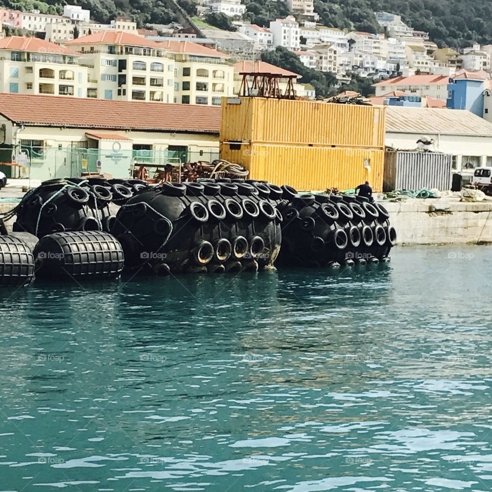 Tugs-sea-water-maintenance 