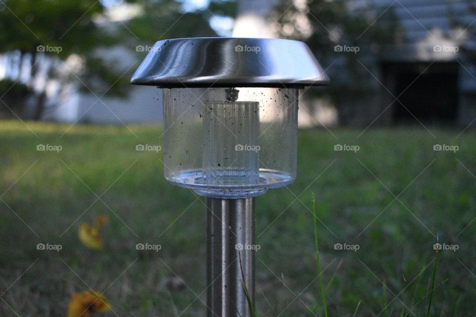 Garden lantern for patios, front lawn or backyard