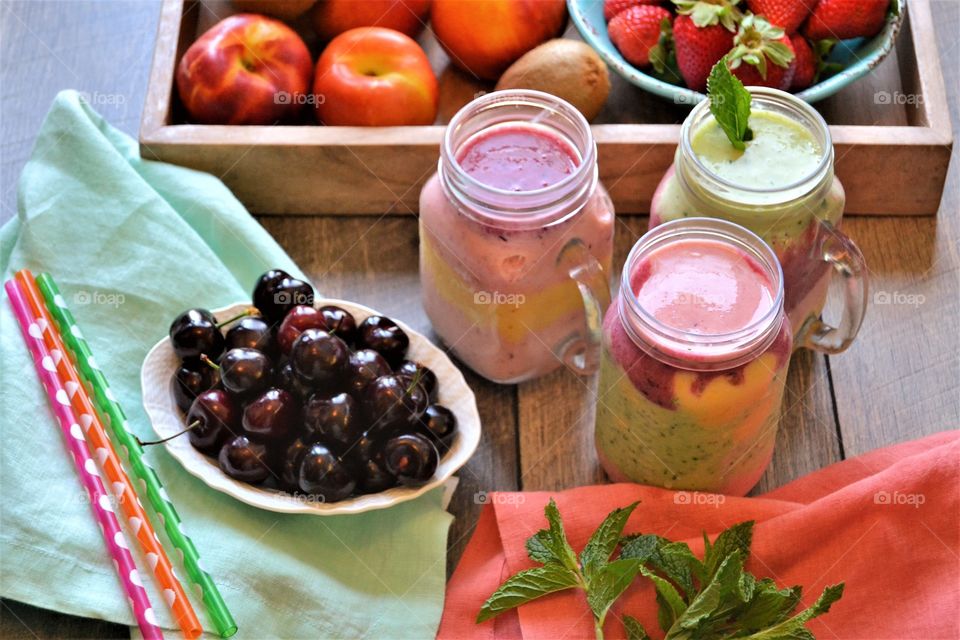 Fruit smoothies with fresh fruit 