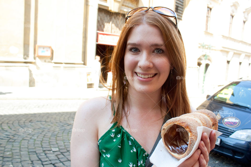 Girl and trdelnik