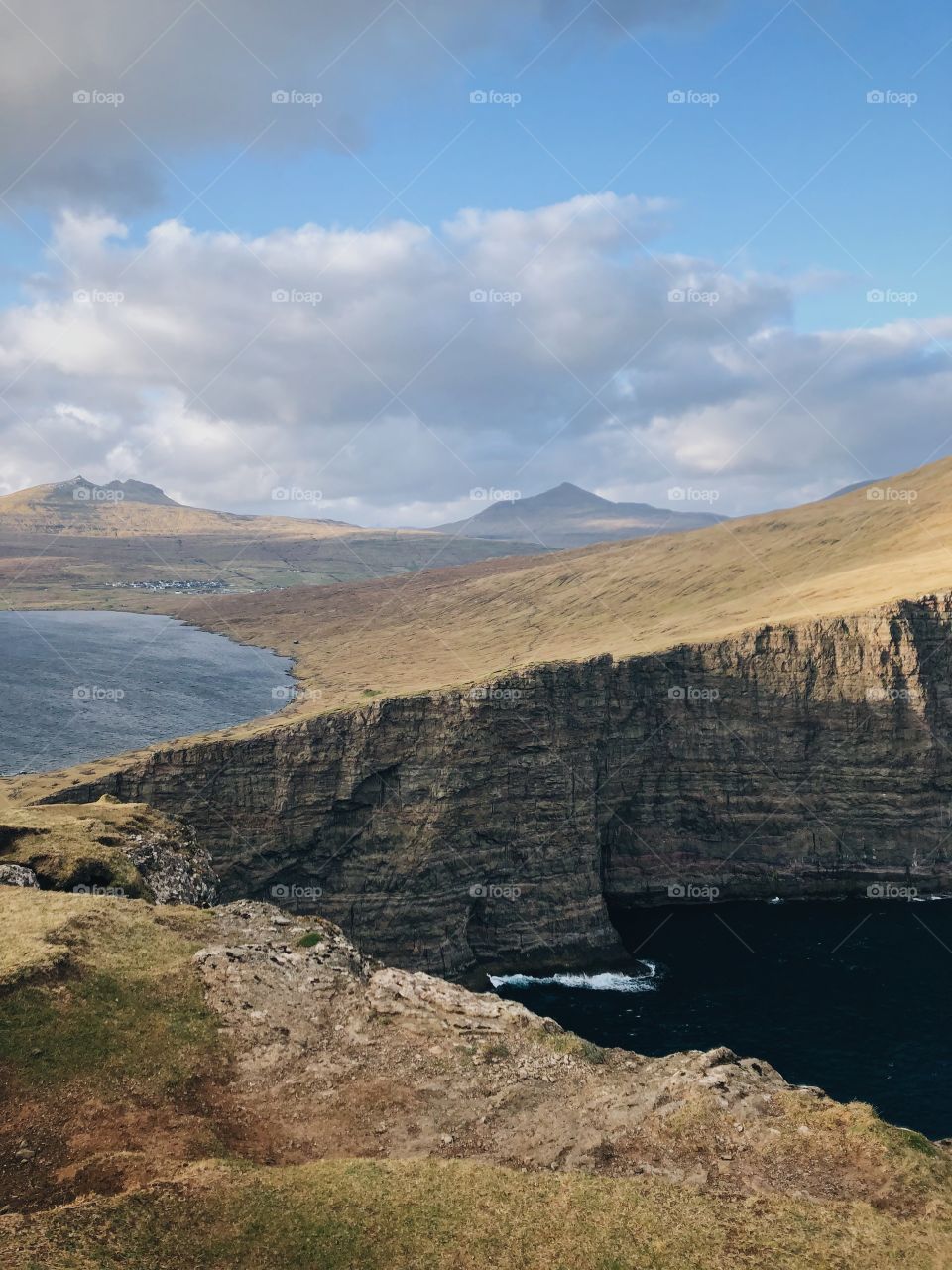 Lake Faroe Islands 