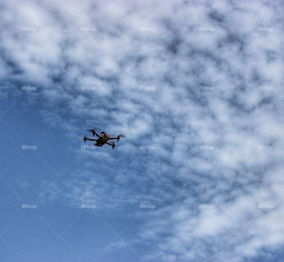 Quadrocopter in the sky