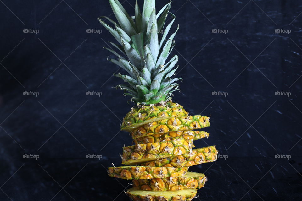 Spinning Wobbly Pineapple