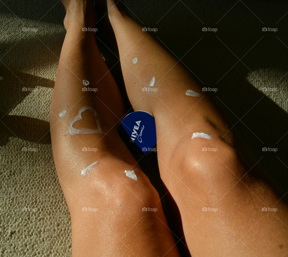 nivea and legs