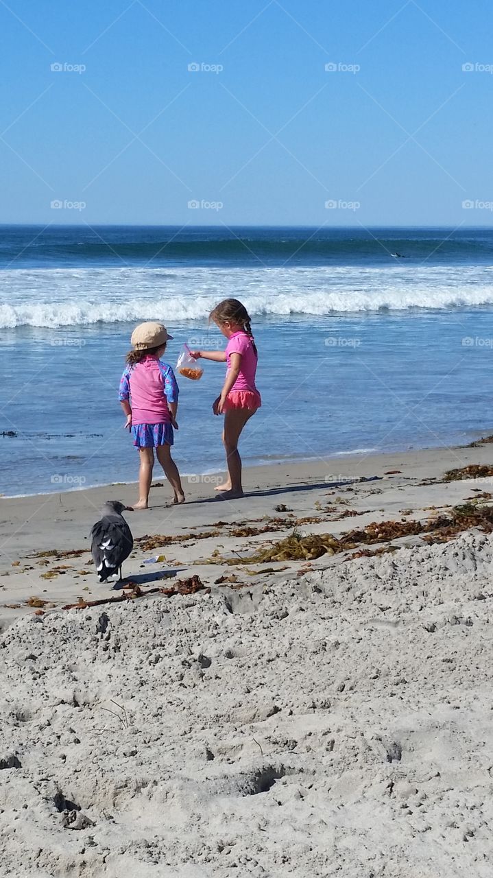 Kids on Beach Pink w Blue