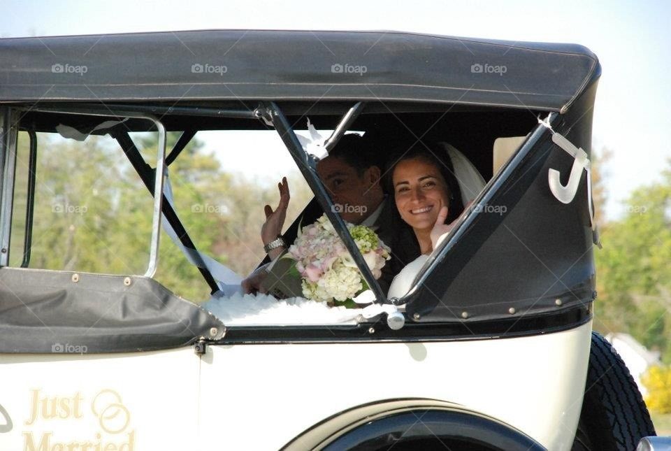 car wave wedding just married by mandy_photog