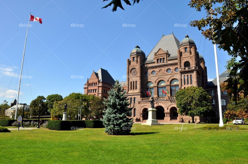 Building in toronto