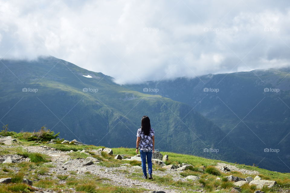 Morning walk in one of the most beautiful places I have ever been here in the US. Mount Washington.