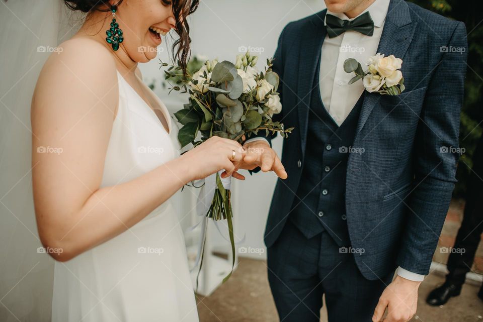 A happy moment at a wedding