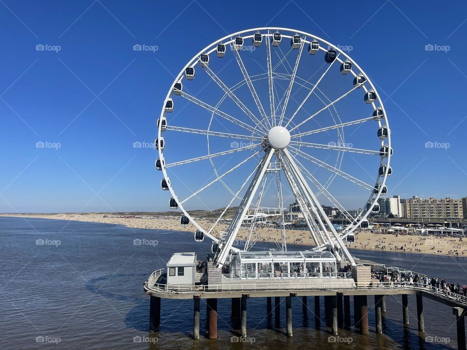 Vacation series: beaches. Der beste Strandurlaub in Den Haag. Riesenrad, Rutschen, Attraktionen, Spannung. Ein unglaublicher Strand. Recommend 