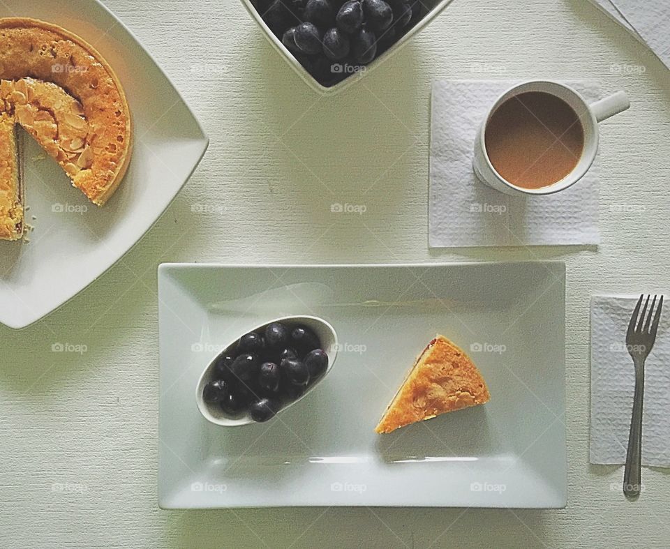 Tart and coffee 