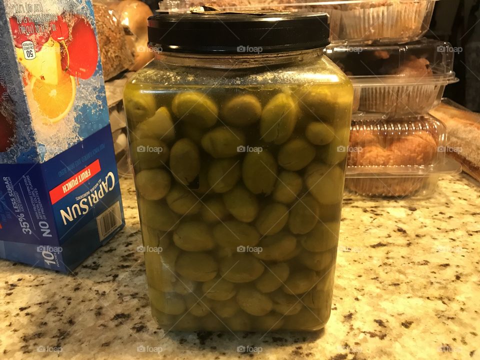 Home made pickled olives yummy 😋