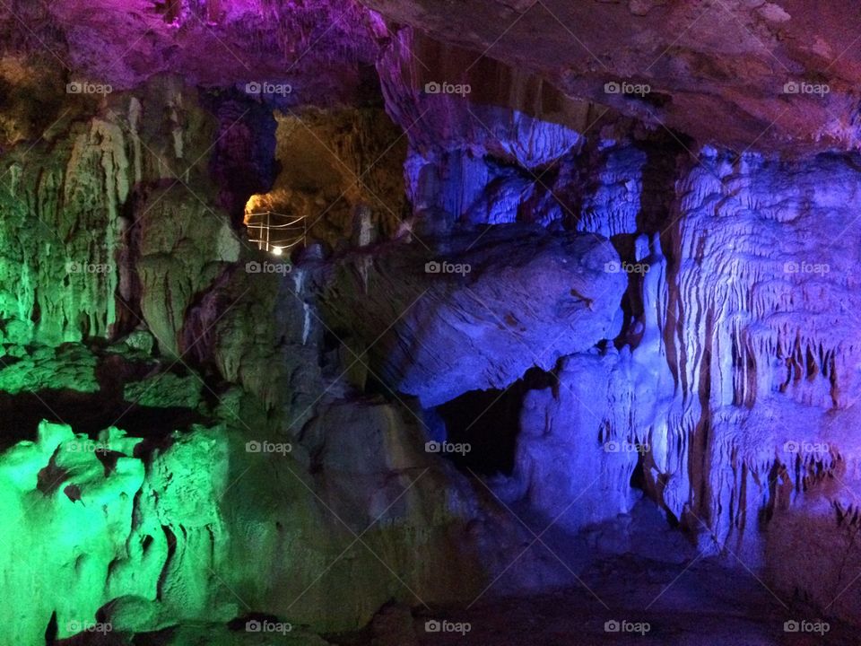 Sfentoni Caves, Crete