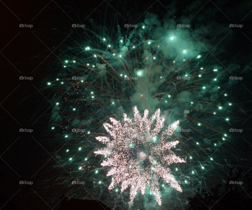 green fireworks explosion tokyo by lexlebeur