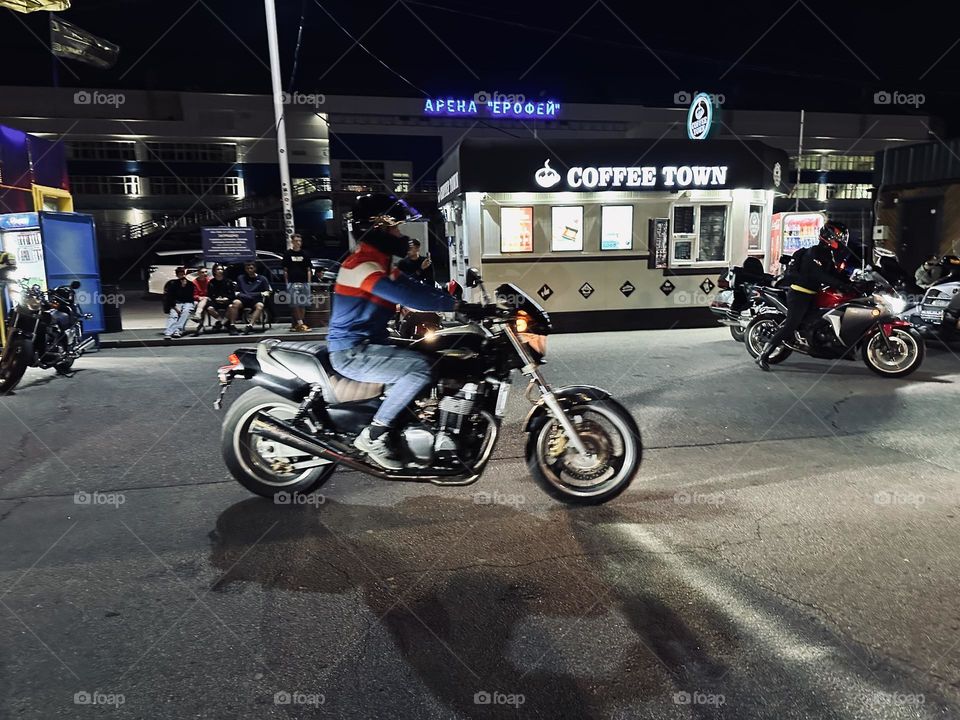 Мотоцикл 🏍️