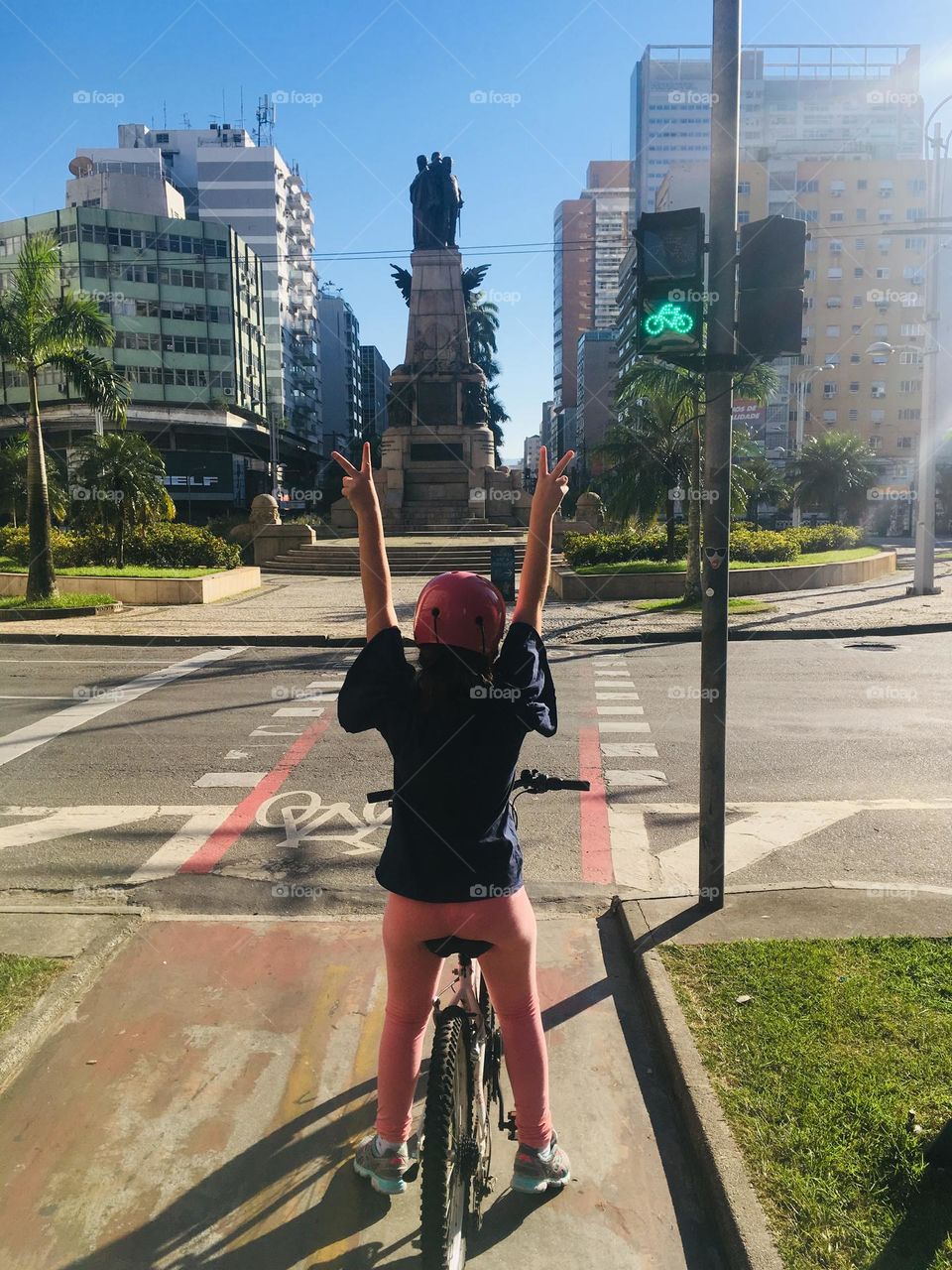 🇺🇸 Life on the move: riding a bike in nature is always great! / 🇧🇷 Vida em movimento: andar de bicicleta em meio a natureza é sempre muito legal!