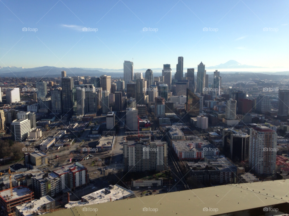 seattle space needle by srfrsnbrdr69