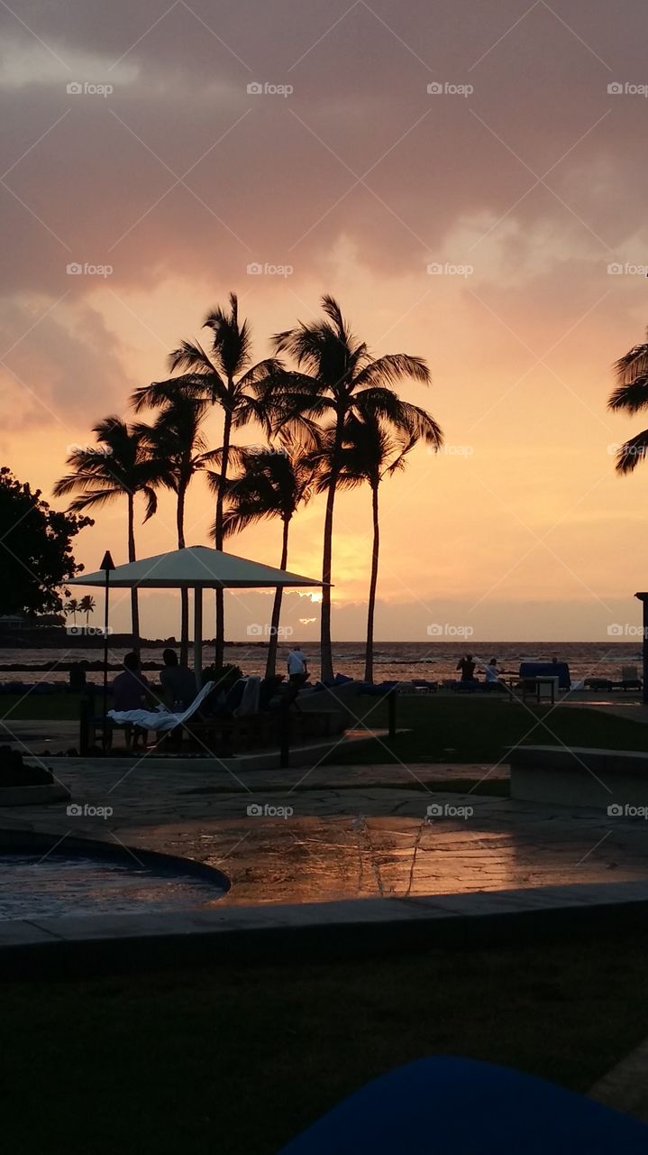 Beachside Sunset over the pool