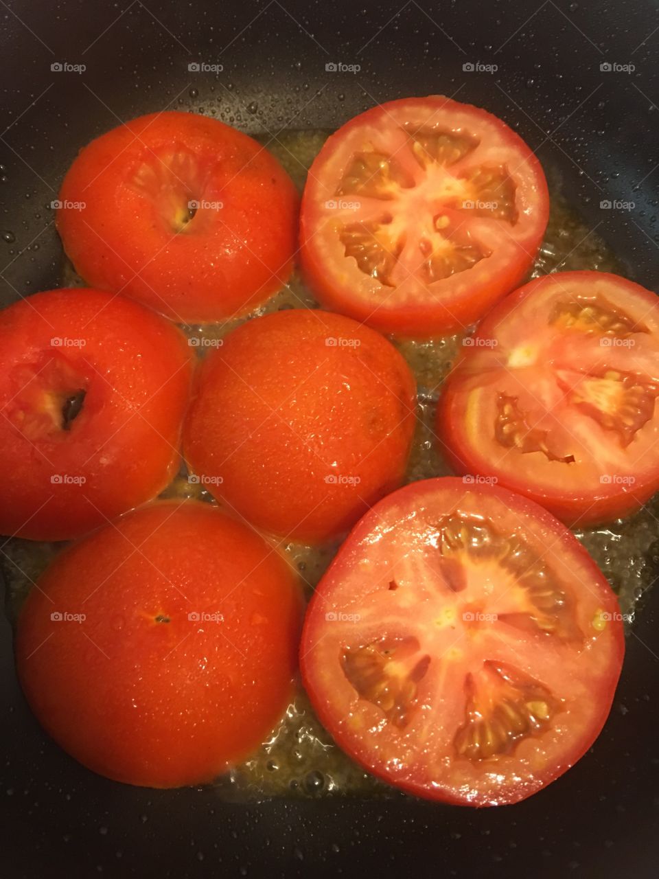 Caramelizing tomatoes