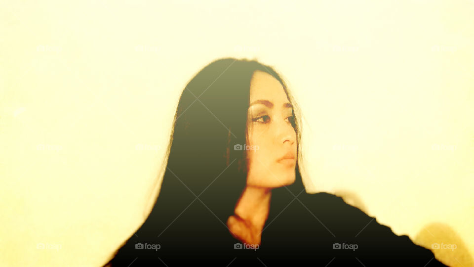 portrait myself by myself haaa...a
Look like woman from the past around 1960s with that eyebrow but emotion was like a bit blue.