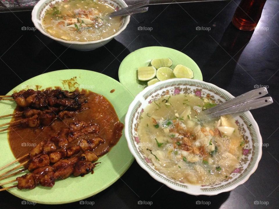 This is indonesian food “satay and soto banjar” this is very delicious. Indonesia is awsome