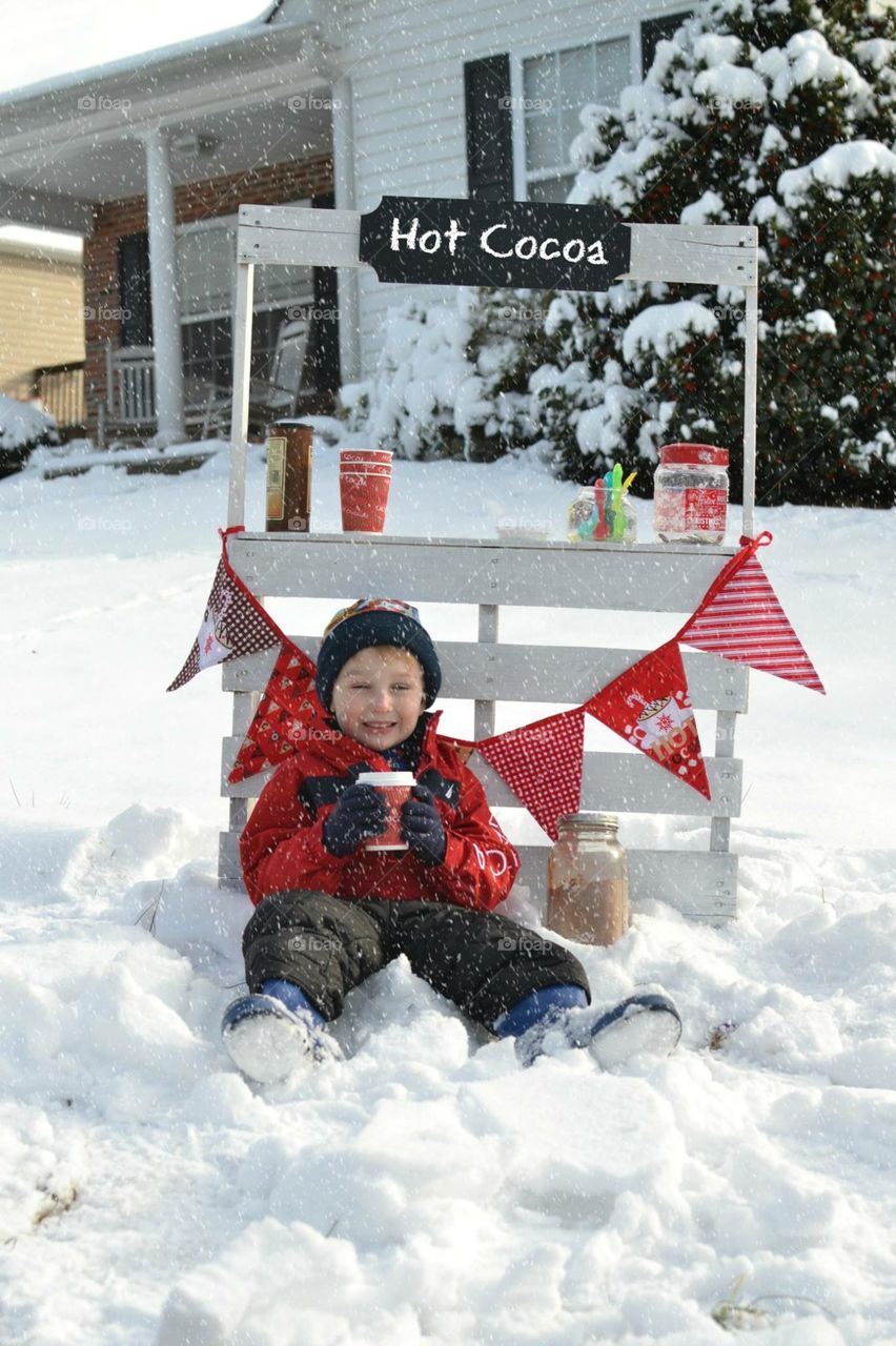 Snow and hot cocoa 