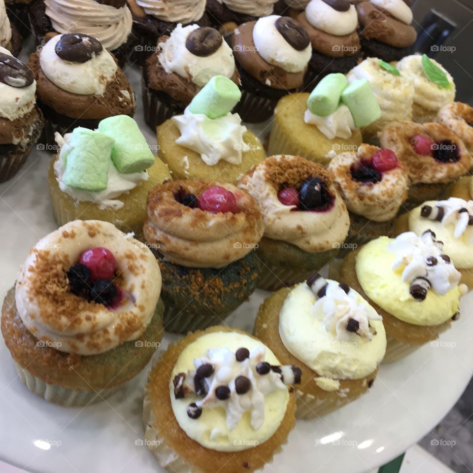 Amazing small cakes for birthday party 