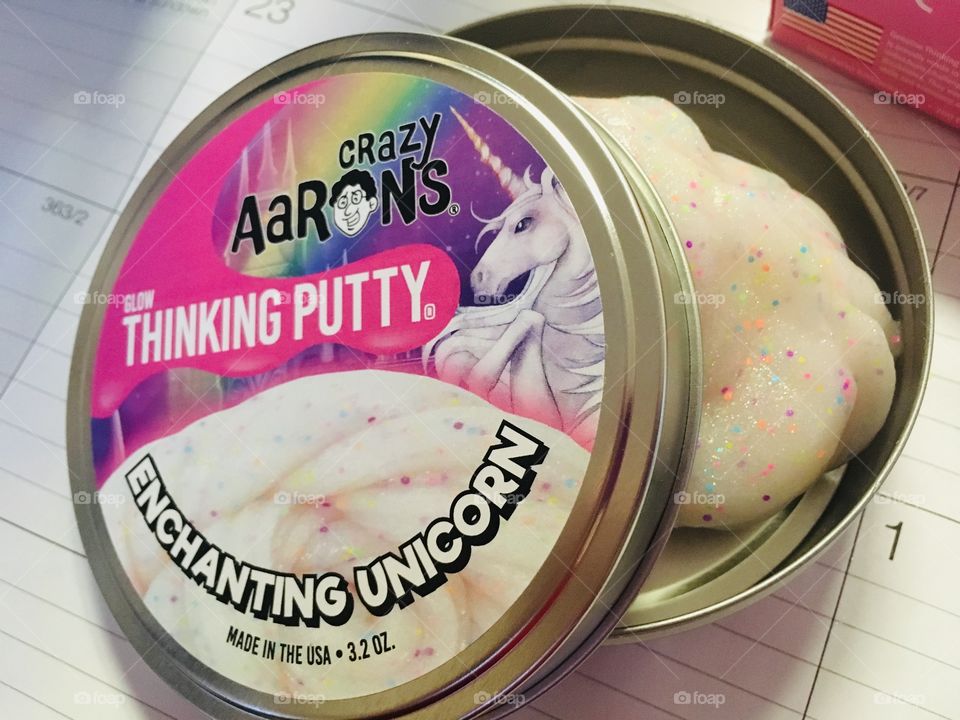 Crazy Aaron’s Unicorn thinking putty