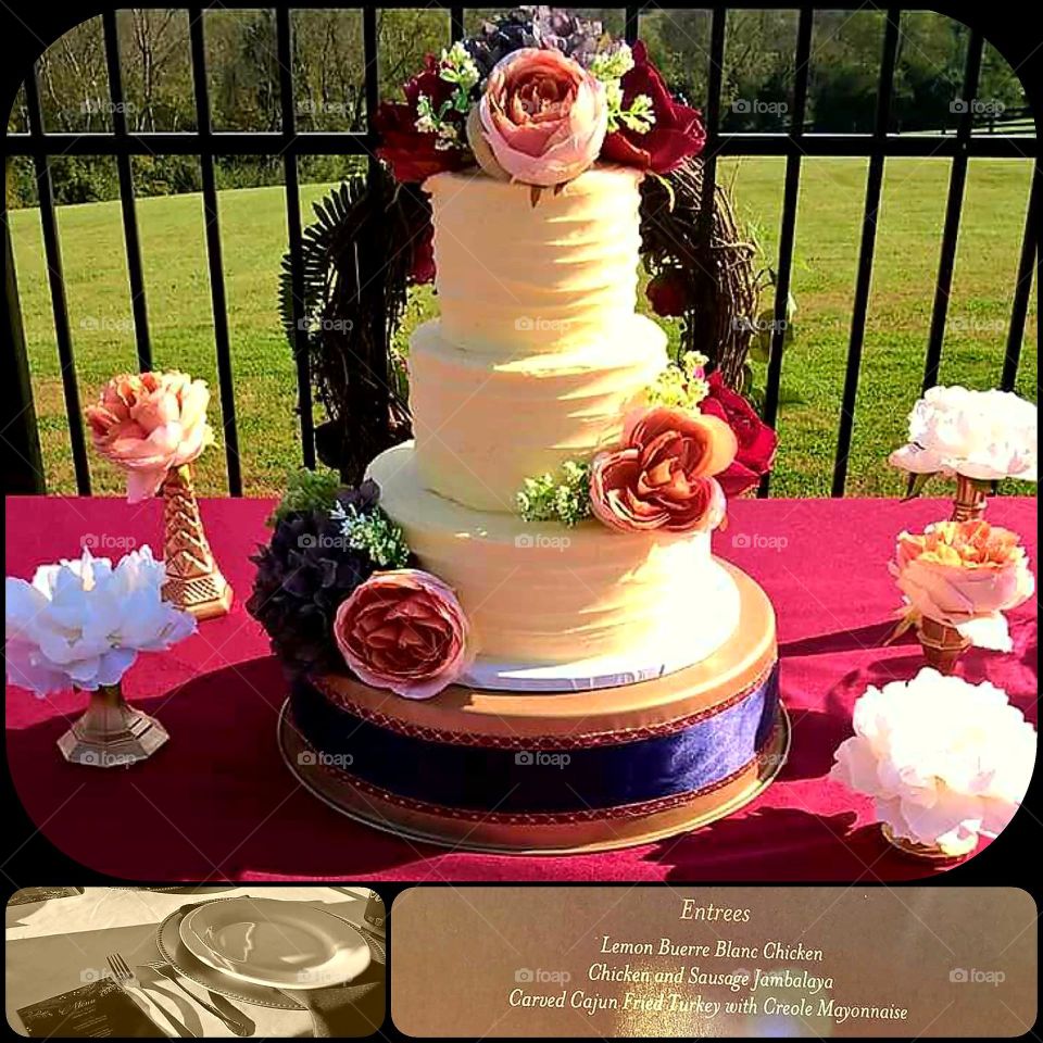Beautiful Fall Wedding Cake