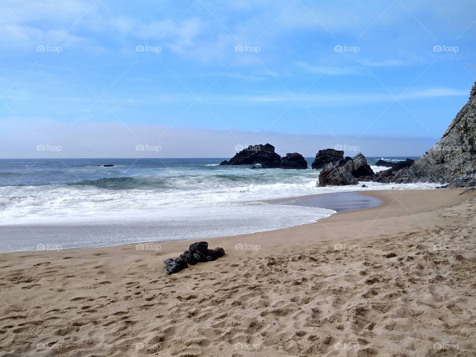 Rocky beach - Praia da adraga, Sintra - Portugal