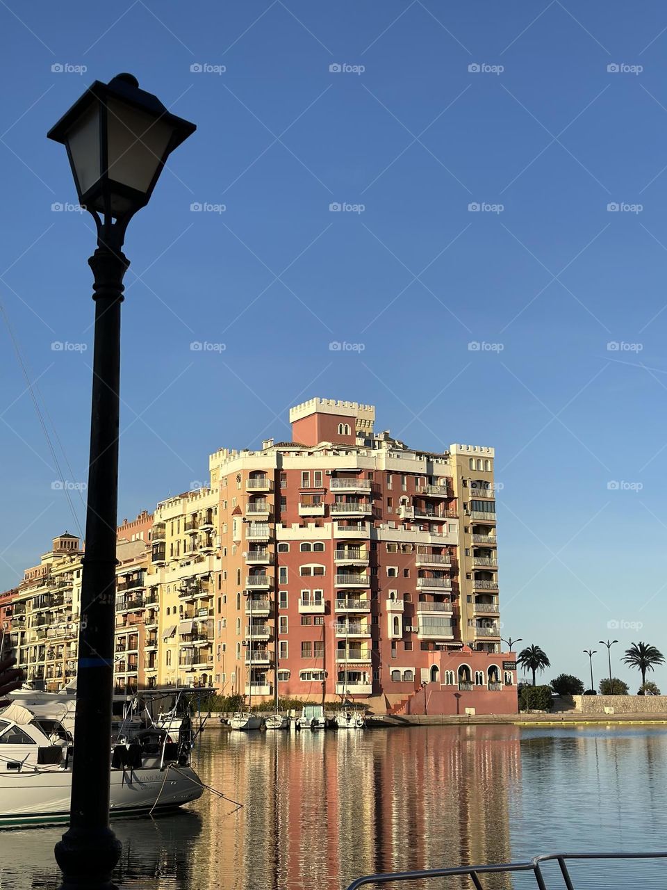 Sea#port#palm#building